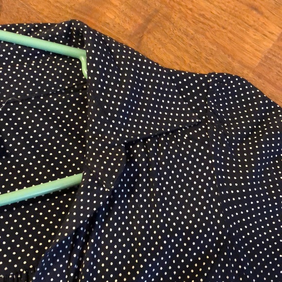 Polka dot Gap size 6 dress with belt - Picture 3 of 5